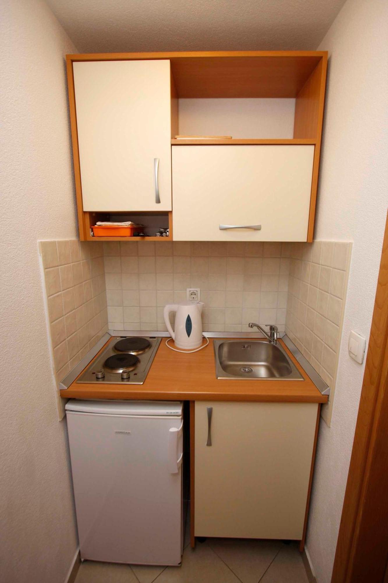 Apartmani Neva Макарска Экстерьер фото