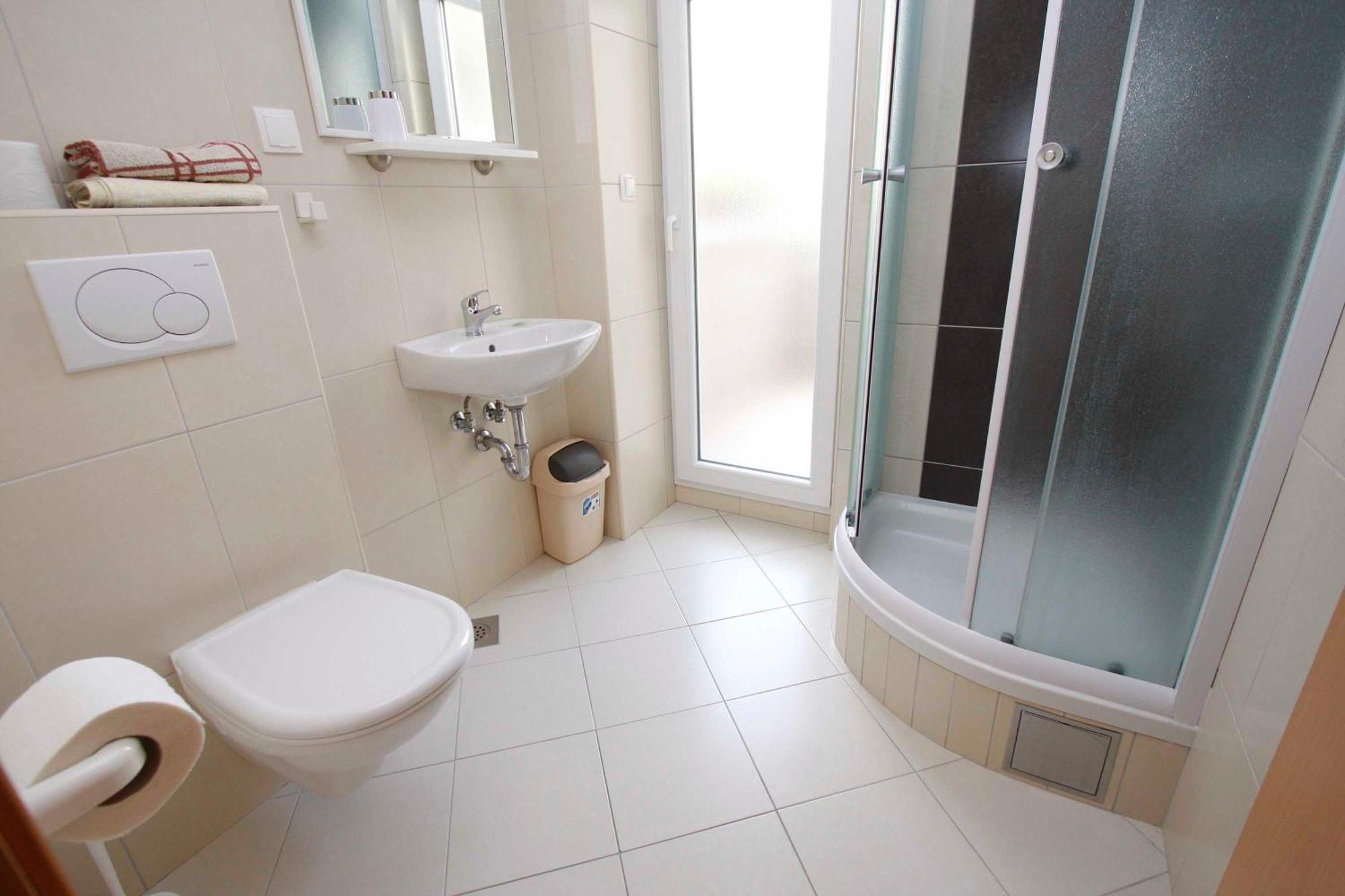 Apartmani Neva Макарска Экстерьер фото