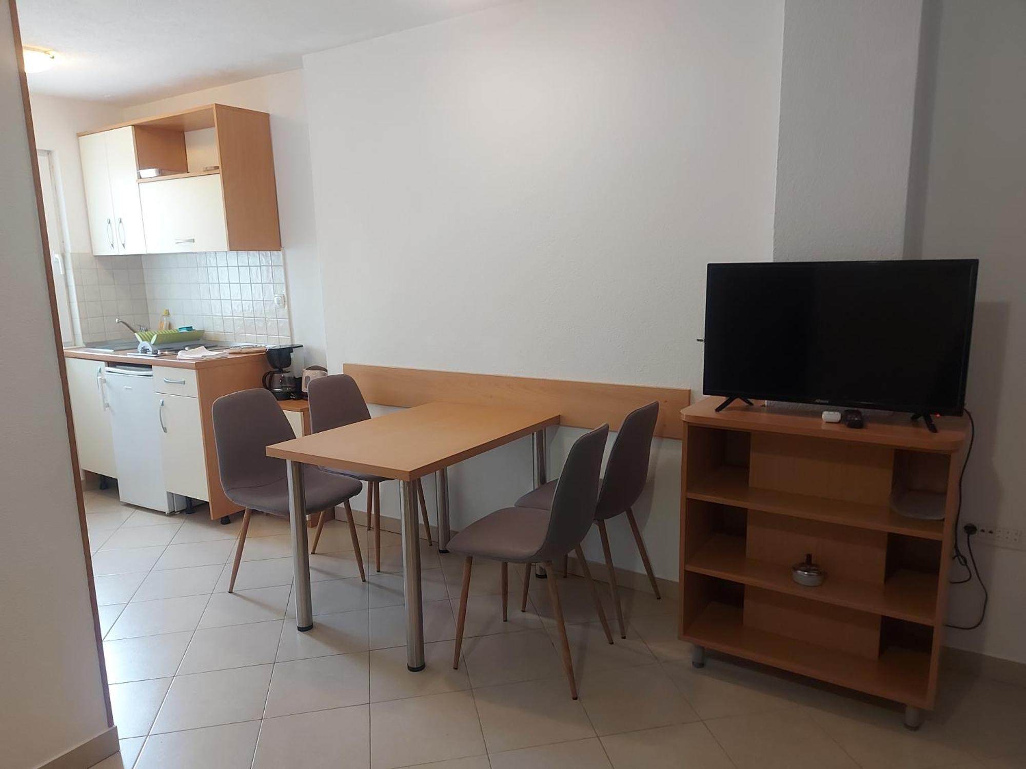 Apartmani Neva Макарска Экстерьер фото