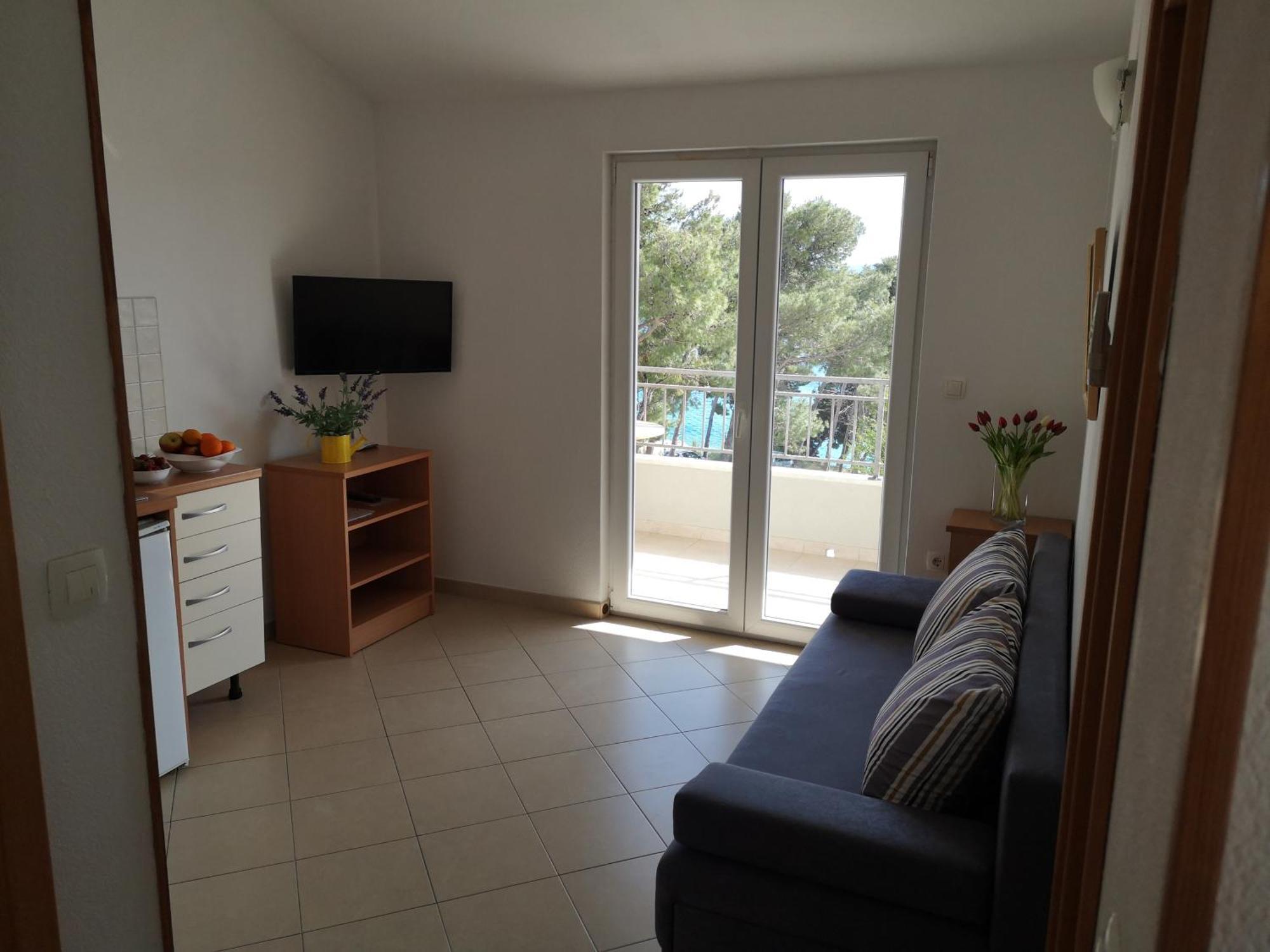 Apartmani Neva Макарска Экстерьер фото